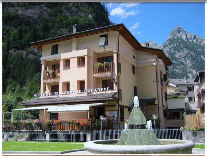 Hotel Ristorante Bucaneve San Martino  Exterior photo